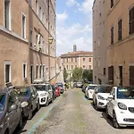 Trastevere Jungle Apartment